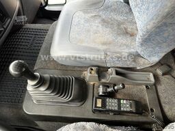 VOLVO FL 6 220 Viehaufbau