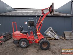 Schaffer 221 S Schaffer 221 S minishovel met 2 bakken pa...