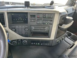 Volvo FM 460 / VDL Hooklift 25 Ton / Dynamic Steering...