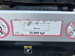 Volvo FM 460 / VDL Hooklift 25 Ton / Dynamic Steering...