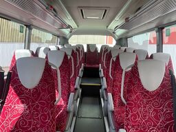IRIZAR i4 integral | 8 baugleiche Fahrzeuge