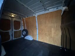 IVECO Daily 35S16 L1H2*TÜV 10.27*3.5 T AHK*2 HAND*