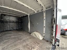 IVECO Daily 35S12 L2H1 AHK*TÜV 05.27*2X VORHANDEN*