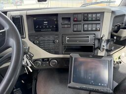 Volvo FM 420 8x2 HOOKLIFT + CRANE PALFINGER PK19.001 ...