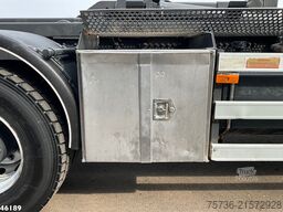 Mercedes-Benz AXOR 1833 AK 4x4 Hiab 20 Tonmeter laadkraan