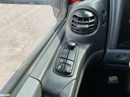 Mercedes-Benz AXOR 1833 AK 4x4 Hiab 20 Tonmeter laadkraan