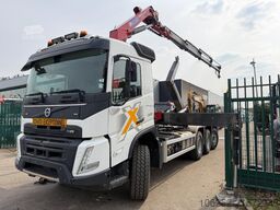 Volvo FMX 500 8x4 TRIDEM HOOKLIFT + CRANE HMF 2320 K4...