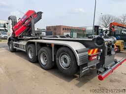 Volvo FMX 500 8x4 TRIDEM HOOKLIFT + CRANE HMF 2320 K4...