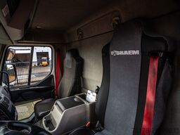 RENAULT D12 210C DXI + DHOLLANDIA