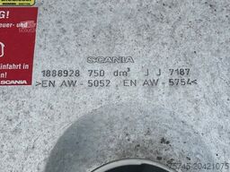 SCANIA R 450 * ACC * 2X TANK * STANDKLIMA * LEDER