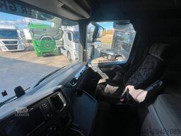 SCANIA S 450 * 2X TANK * STANDKLIMA * ACC