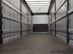 Schwarzmuller MEGA / 11.2023r / OŚ POD. DACH POD. / CODE XL / 1486