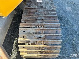 New Holland Kobelco E70BSR-2 – Rototilt – 2 buckets – Only 1 o