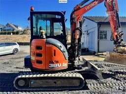 Hitachi ZX38U-6 Mini Excavator – Rototilt – 3 Buckets – Hy