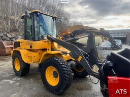 Volvo L30G Wheel Loader w/Bucket – 1410 hours! WATCH VID