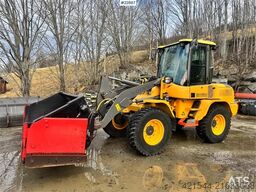 Volvo L30G Wheel Loader w/Bucket – 1410 hours! WATCH VID
