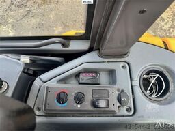 Volvo L30G Wheel Loader w/Bucket – 1410 hours! WATCH VID
