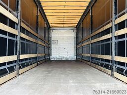 Schmitz Cargobull Curtainsider Mega Getränke