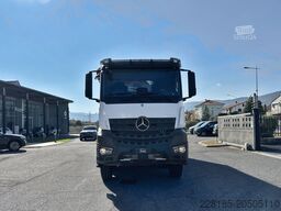 MERCEDES - VEICOLI Arocs  4151 K 8x4/4