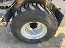 GIANT G2700 X-TRA - 1263h ORIGINAL - 2 BUCKETS + FORK...