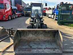 GIANT G2700 X-TRA - 1263h ORIGINAL - 2 BUCKETS + FORK...