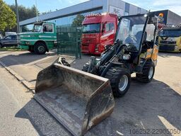 GIANT G2700 X-TRA - 1263h ORIGINAL - 2 BUCKETS + FORK...