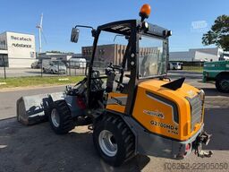 GIANT G2700 X-TRA - 1263h ORIGINAL - 2 BUCKETS + FORK...