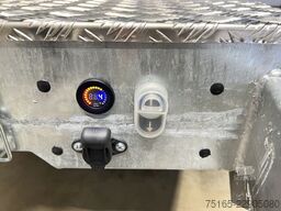 Vezeko Husky FB K 35.35 E-Pumpe Tür Kofferanhänger