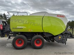 CLAAS Quadrant 5200 FC
