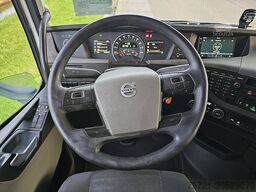 VOLVO FH 500 6X2 STEERED PTO+HYDR