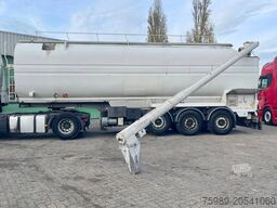 Trax TSCI, 7 comp. AUGER HATZ diesel, SAF AXLES