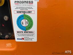 JLG 439RT scissor lift – 16 meters. WATCH VIDEO