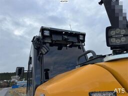 Liebherr R914 excavator with GPS, bucket, and tiltrotator.