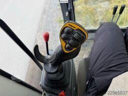 Liebherr R914 excavator with GPS, bucket, and tiltrotator.