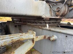 Åkerman EW130 wheel digger w/ a bucket. WATCH VIDEO