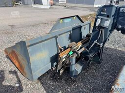 Merlo P40.17 telehandler w/ bucket – pallet forks – jib