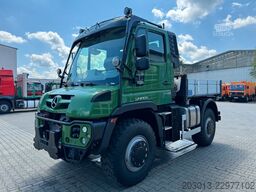 UNIMOG U435 Kipper mit Reifendruckregelanlage