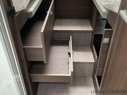 ADRIA Matrix Supreme 670 DL*4,4T*Leder*Safety Plus