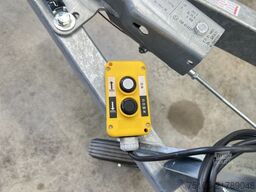 ANSSEMS KSX 2500.305x178 E Gitter Dreiseitenkipper