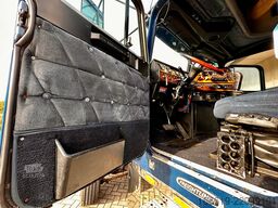 FREIGHTLINER Classic XL