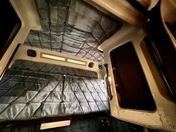 FREIGHTLINER Classic XL