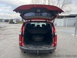 FORD S-Max S-MAX Trend  2,2 Ltr. - 129 kW TDCi
