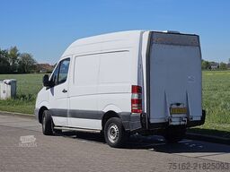 MERCEDES-BENZ SPRINTER 209