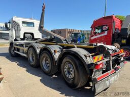 Volvo FH 420 TRIDEM 8x4 HOOKLIFT AJK - AIR SUSPENSION...