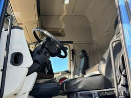 SCANIA R520 (V8) TOP LINE TRATTORE STRADALE