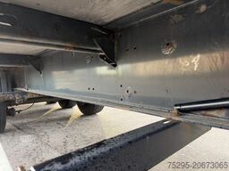 KRONE 3 Achs Standard TÜV02/26 1.Hand Lasi-Zertifikat