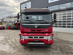 VOLVO FMX-500 8x4 Tridem Hiab 26T