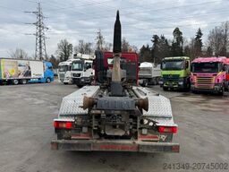 VOLVO FMX-500 8x4 Tridem Hiab 26T