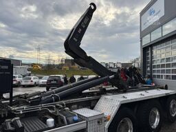 VOLVO FMX-500 8x4 Tridem Hiab 26T