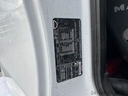 MAN TGS 32.480 8x4 Liebherr 9m3